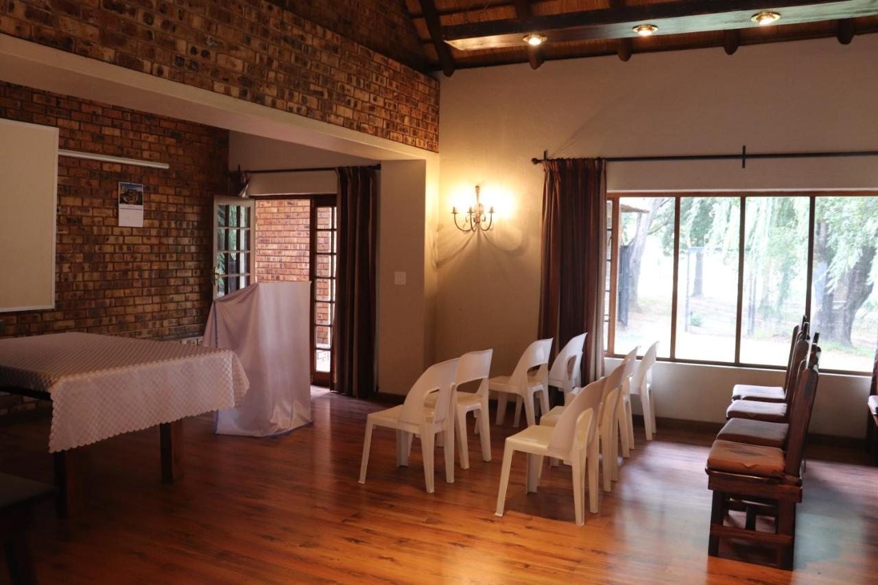 Khaya Africa Guesthouse Midrand Exterior foto