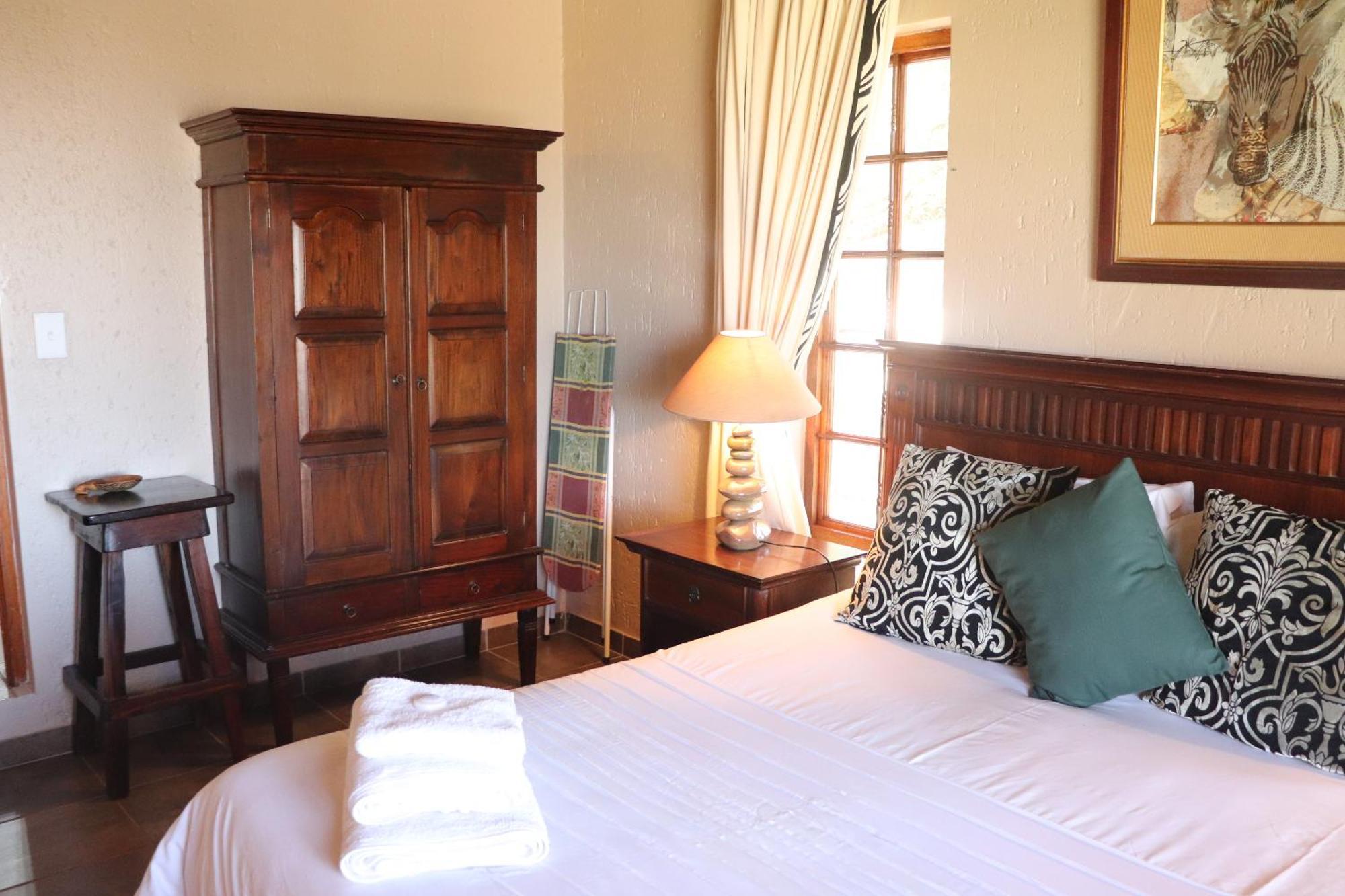 Khaya Africa Guesthouse Midrand Exterior foto
